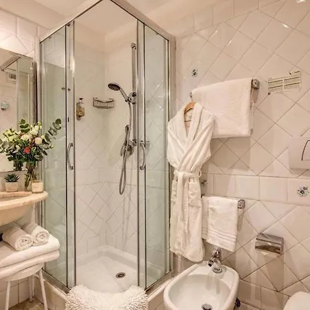 Triplyrooms Collection - Nazionale * Rom